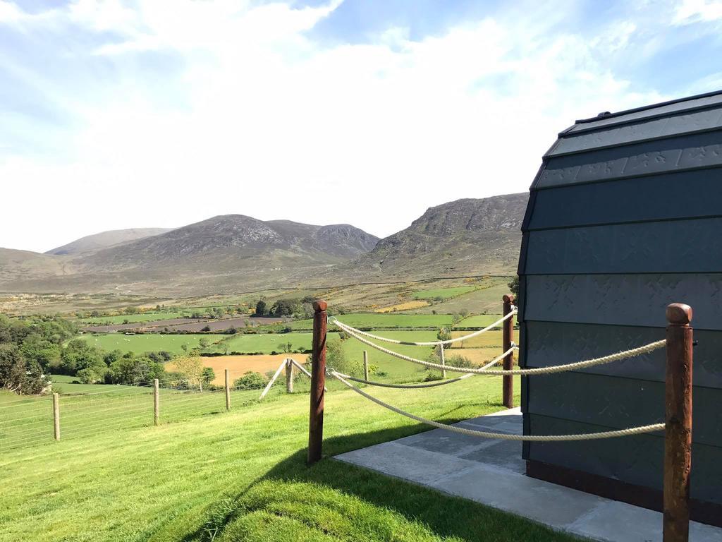 Gorse Hill Glamping Hotel นิวคาสเซิล ภายนอก รูปภาพ