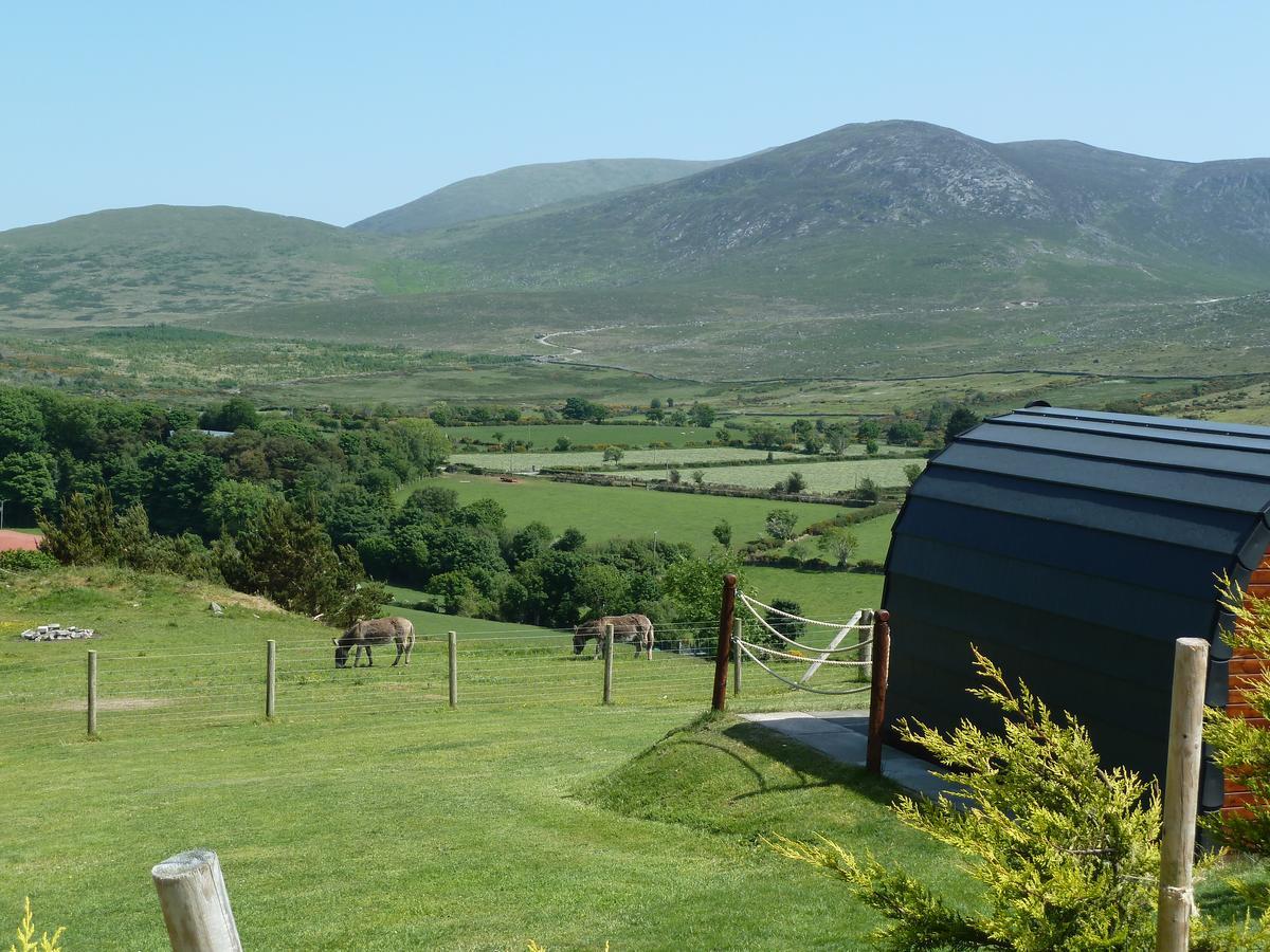 Gorse Hill Glamping Hotel นิวคาสเซิล ภายนอก รูปภาพ