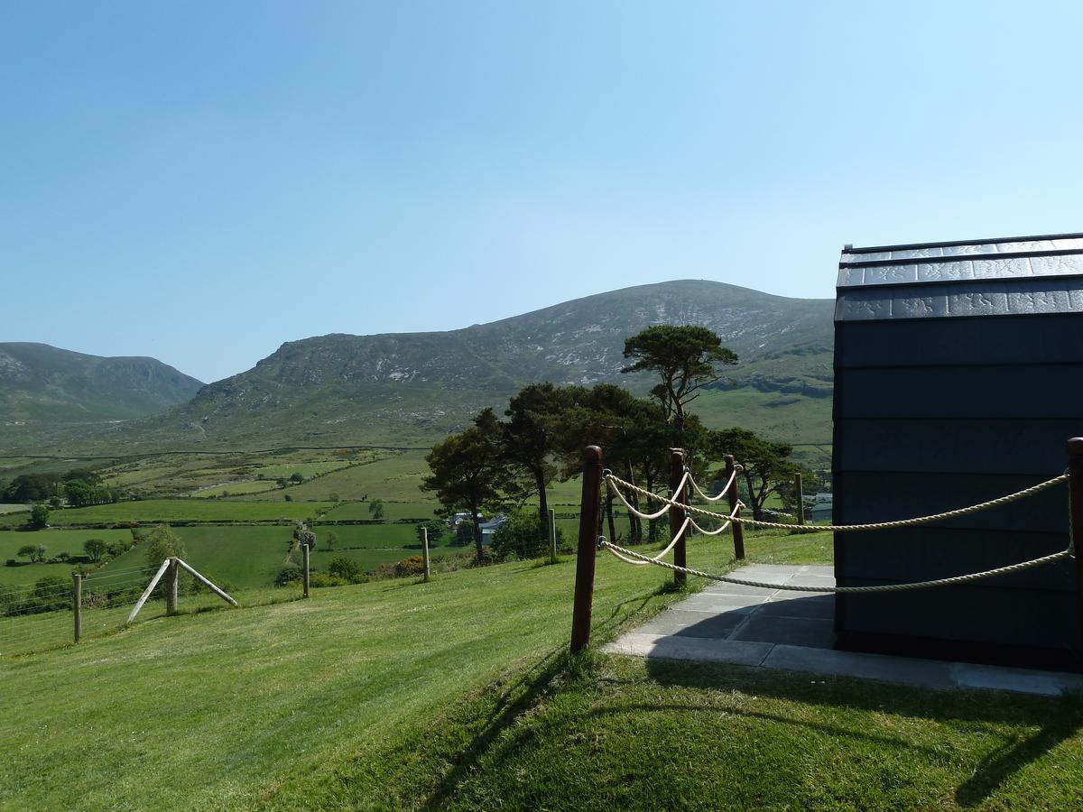 Gorse Hill Glamping Hotel นิวคาสเซิล ภายนอก รูปภาพ